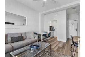 3030 Collins Ave #1f, Miami Beach, FL 33140, Sold 05/01/24
