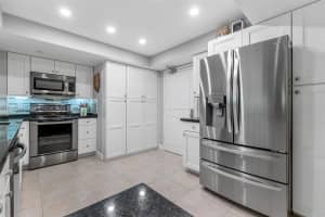 3200 Port Royale Dr N APT 308, Fort Lauderdale, FL 33308, Sold 04/10/24