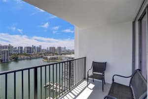 2750 NE 183rd St APT 2509, Aventura, FL 33160, Sold 10/10/24