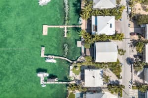 416 S Coconut Palm Blvd, Tavernier, FL 33070, Sold 06/05/24