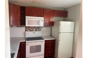 3399 Foxcroft Rd APT 110, Miramar, FL 33025, Sold 04/02/24