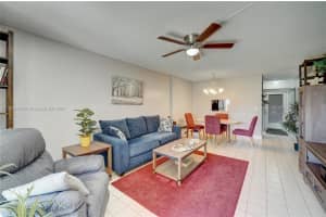 206 SE 10th St APT 105, Dania Beach, FL 33004, Sold 08/30/24