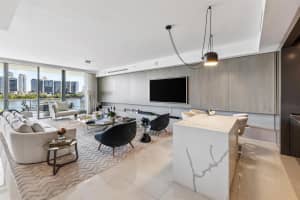 3300 NE 188th St APT 318, Aventura, FL 33180, Sold 10/10/24