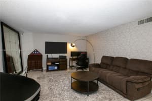 20301 NE 30th Ave Apt 224-5, Aventura, FL 33180, Sold 07/03/24