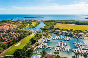 13635 Deering Bay Dr APT 233, Coral Gables, FL 33158, Sold 05/14/24
