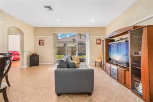 13174 NW 9th Ct, Pembroke Pines, FL 33028, Sold 05/03/24