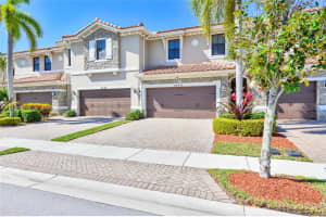 8449 Lakeview Trail, Parkland, FL 33076, Sold 12/19/24