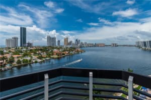 19195 NE 36th Ct, Aventura, FL 33180, Sold 05/01/24
