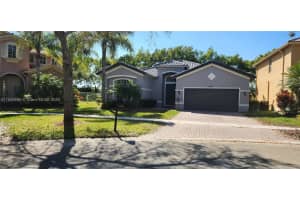 19100 Seneca Ave, Weston, FL 33332, Sold 04/12/24