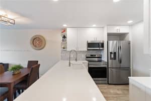 7860 Camino Real l 411, Miami, FL 33143, Sold 03/20/24