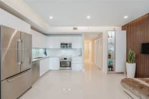 488 NE 18th St #1703, Miami, FL 33132, Sold 05/24/24