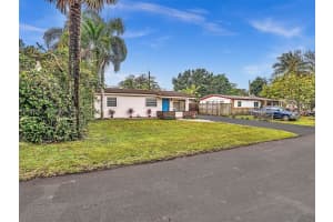 5730 Raleigh St, Hollywood, FL 33021, Sold 03/15/24