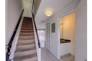 8081 NW 8th St APT 1, Miami, FL 33126, Sold 04/17/24