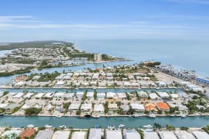 311 4th St, Key Largo, FL 33037, Sold 11/27/24