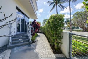 2001 Meridian Ave 101 Miami Beach, FL 33139 - MLS#A11539402