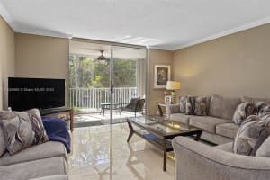 619 NE 14th Ave APT 201, Hallandale Beach, FL 33009, Sold 05/21/24