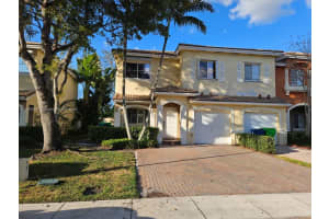11421 NW 33rd St, Sunrise, FL 33323, Sold 05/01/24