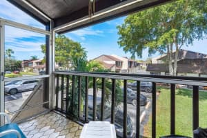 5320 Bosque Ln APT 88, West Palm Beach, FL 33415, Sold 04/04/24