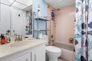 5320 Bosque Ln APT 88, West Palm Beach, FL 33415, Sold 04/04/24