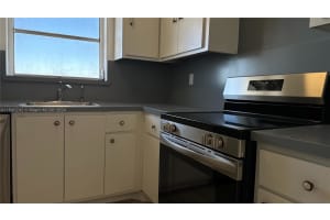2780 NE 183rd St APT 2102, Aventura, FL 33160, Sold 05/13/24