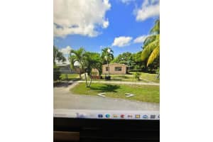 3421 NW 9th Ct, Fort Lauderdale, FL 33311, Sold 09/25/24