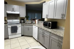 3433 NW 44th St APT 105, Lauderdale Lakes, FL 33309, Sold 04/08/24