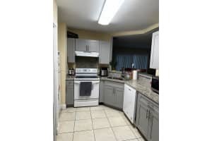 3433 NW 44th St APT 105, Lauderdale Lakes, FL 33309, Sold 04/08/24