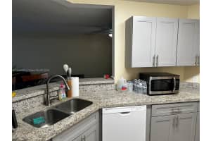 3433 NW 44th St APT 105, Lauderdale Lakes, FL 33309, Sold 04/08/24