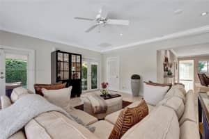 5225 Alton Rd, Miami Beach, FL 33140, Sold 07/25/24