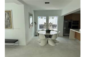 890 W 43rd Ct, Miami Beach, FL 33140, Sold 03/24/25