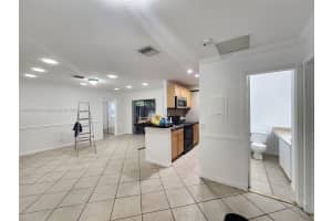 7 Crossings Cir, Boynton Beach, FL 33435, Sold 04/08/24