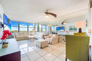 2555 Collins Ave APT 906, Miami Beach, FL 33140, - MLS#A11540593