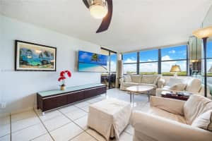 2555 Collins Ave APT 906, Miami Beach, FL 33140, - MLS#A11540593