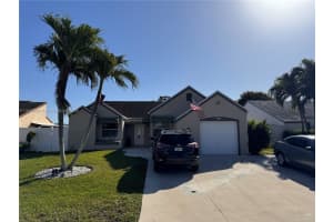 19129 NW 80th Ct, Hialeah, FL 33015, Sold 05/16/24
