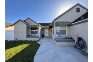 19129 NW 80th Ct, Hialeah, FL 33015, Sold 05/16/24