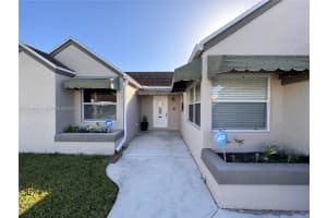 19129 NW 80th Ct, Hialeah, FL 33015, Sold 05/16/24