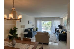 300 Bayview Dr APT 207, Sunny Isles Beach, FL 33160, - MLS#A11540648