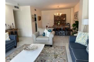 300 Bayview Dr APT 207, Sunny Isles Beach, FL 33160, - MLS#A11540648