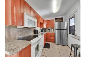 3401 N Country Club Dr APT 608, Aventura, FL 33180, Sold 04/30/24