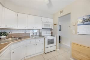 1400 NE 191st St APT 322, Miami, FL 33179, Sold 07/18/24