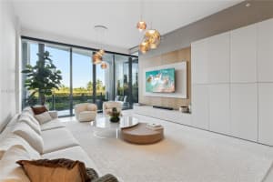2811 S Bayshore Dr #4b, Miami, FL 33133, Sold 04/17/24