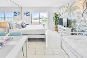 7904 West Dr APT 304, North Bay Village, FL 33141, - MLS#A11540757