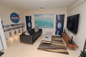 1801 S Surf Rd #2e, Hollywood, FL 33019, Sold 04/08/24