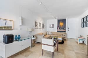 145 SE 25th Rd APT 804, Miami, FL 33129, Sold 04/22/24