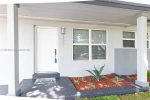 3351 NW 6th Ct, Fort Lauderdale, FL 33311, Sold 11/05/24