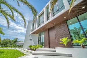 11200 SW 71st Ave, Pinecrest, FL 33156, Sold 09/18/24
