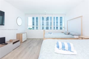 5445 Collins Ave APT 511, Miami Beach, FL 33140, Sold 05/09/25