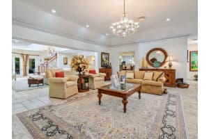 7 Winnebago Rd, Sea Ranch Lakes, FL 33308, Sold 04/16/24