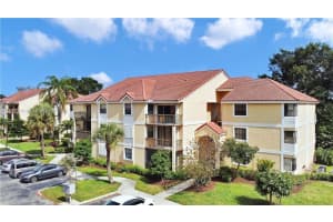5761 Riverside Dr, Coral Springs, FL 33067, Sold 05/17/24