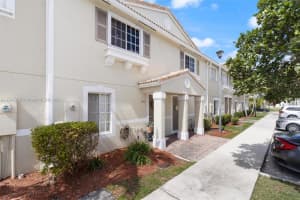 5957 Manchester Way, Tamarac, FL 33321, Sold 04/23/24